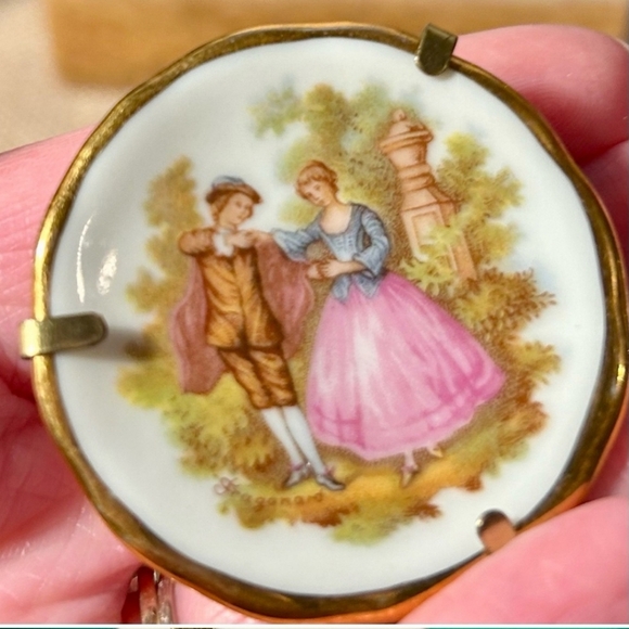 Vintage Earring and Brooch Bundle | Japan | Limoges - Picture 5 of 14